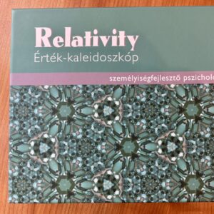 Relativity társasjáték doboza